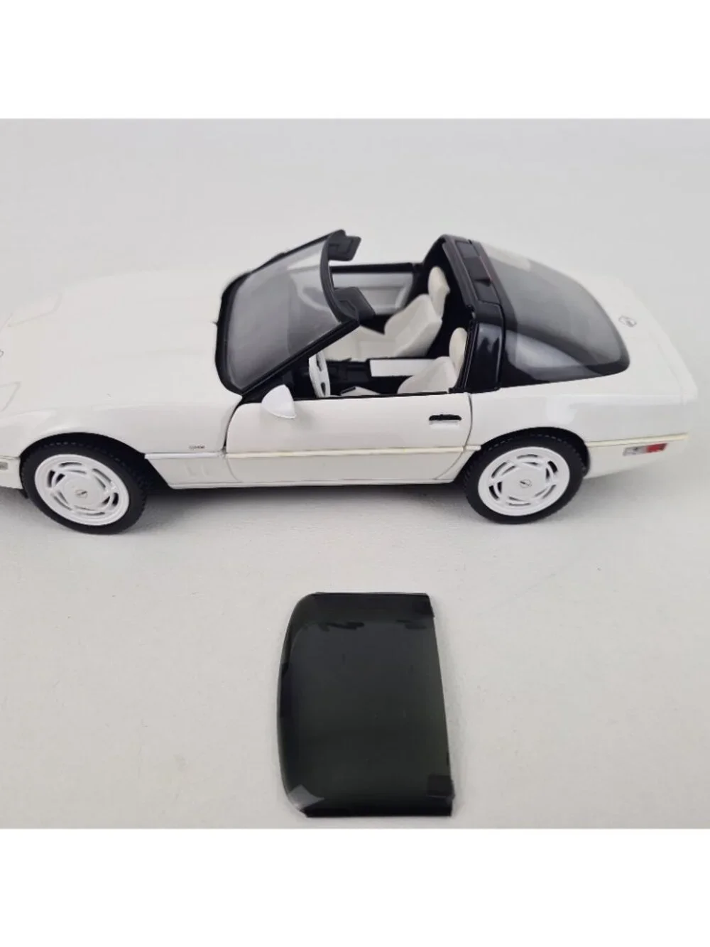 Franklin Mint Precision Models 1988 Chevrolet Corvette 1:24 Die Cast B11TY53